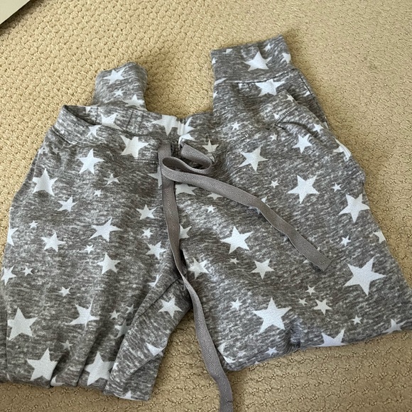 Star pjs - Picture 2 of 2